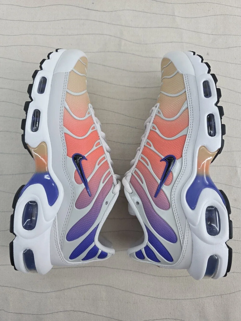 Nike Womens Air Max Plus Platinum Tint-Persian Violet-Mango Shoe DZ3670-003 Sz 7